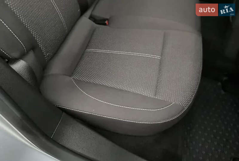 Універсал Opel Astra 2012 в Виноградові