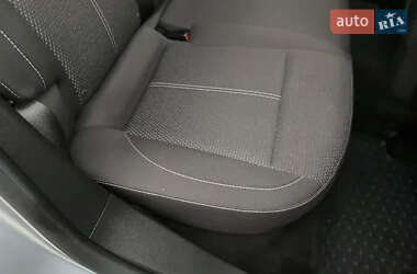 Универсал Opel Astra 2012 в 