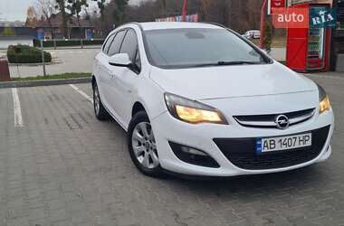 Універсал Opel Astra 2014 в Вінниці