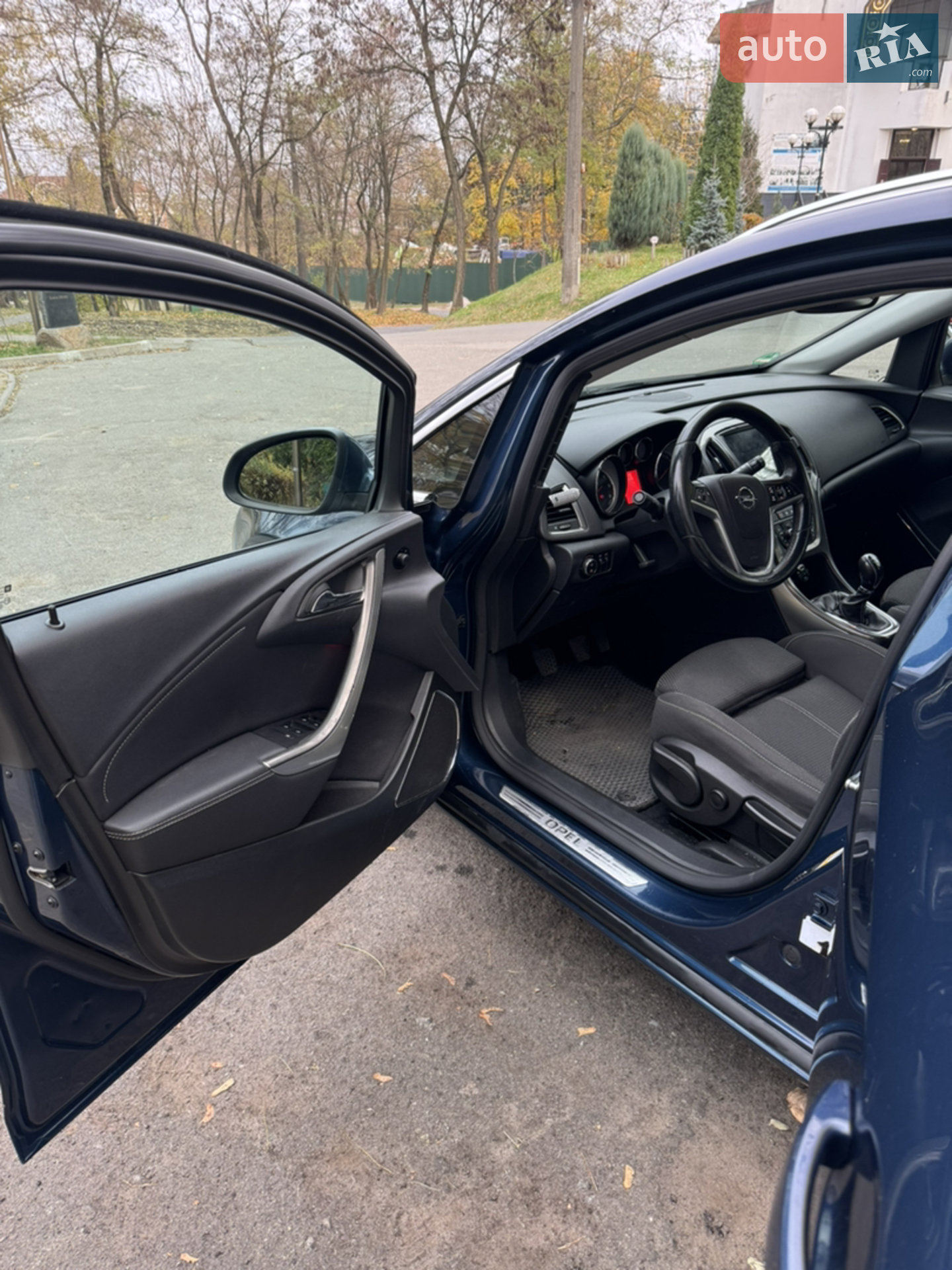 2011 Opel Astra - мініатюра 15
