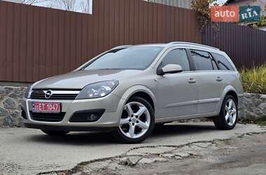 Універсал Opel Astra 2006 в Полтаві