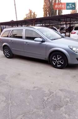 Універсал Opel Astra 2007 в Сумах