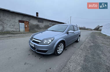 Хетчбек Opel Astra 2004 в Камені-Каширському