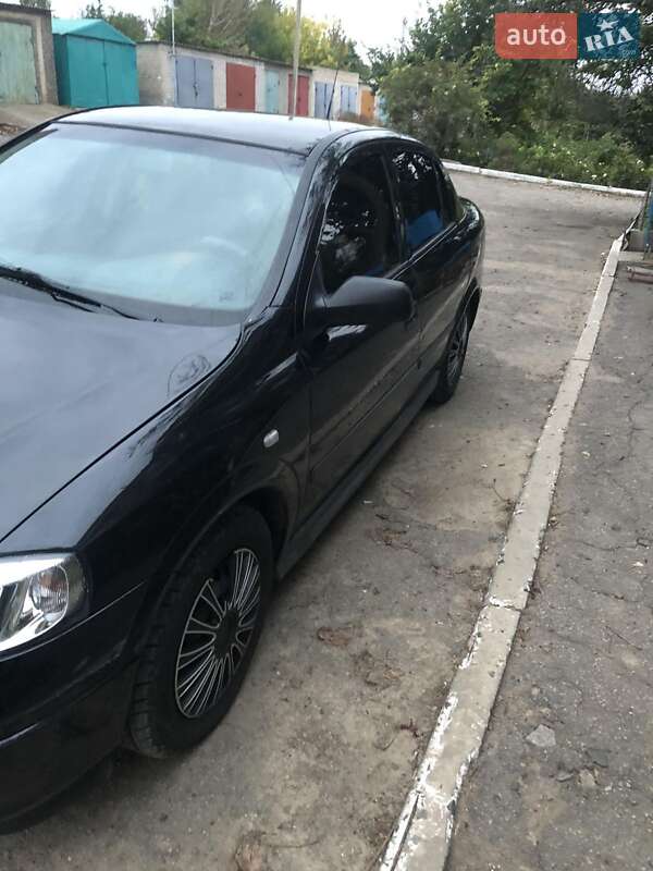 Седан Opel Astra 2007 в Николаеве