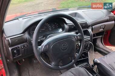 Хетчбек Opel Astra 1995 в 