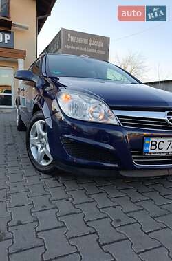 Універсал Opel Astra 2008 в Дрогобичі