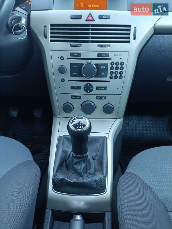 Універсал Opel Astra 2008 в Дрогобичі