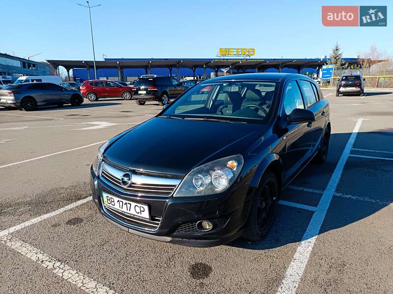 Opel Astra 2013
