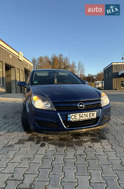 Хетчбек Opel Astra 2004 в Хотині