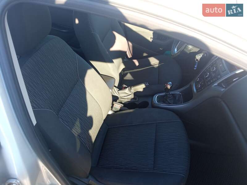 Універсал Opel Astra 2015 в Стрию