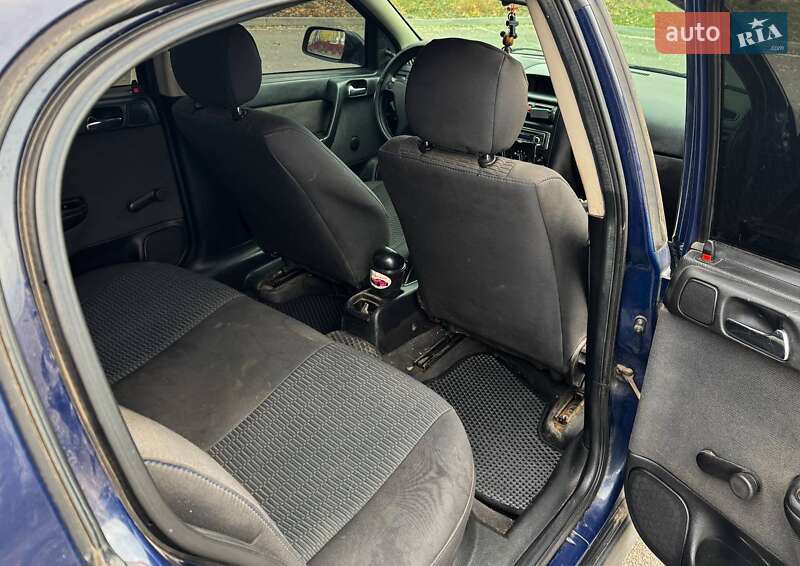 Хэтчбек Opel Astra 2002 в Краматорске