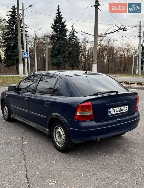 Хэтчбек Opel Astra 2002 в Краматорске