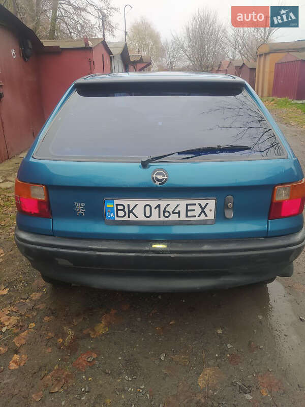 Хэтчбек Opel Astra 1992 в Квасилове фото 5 Хэтчбек Opel Astra 1992 в Квасилове