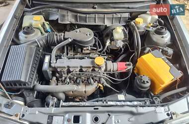 Хэтчбек Opel Astra 1995 в 