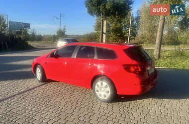 Универсал Opel Astra 2011 в Самборе