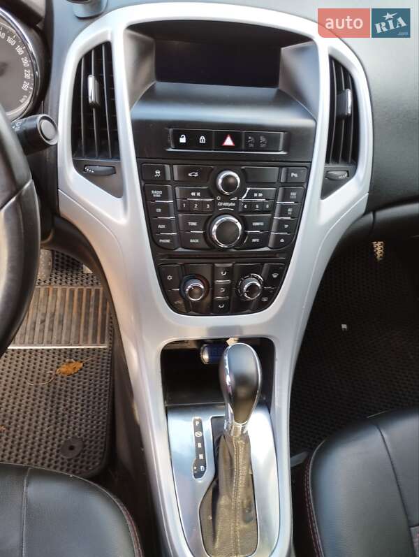 Седан Opel Astra 2015 в Житомире