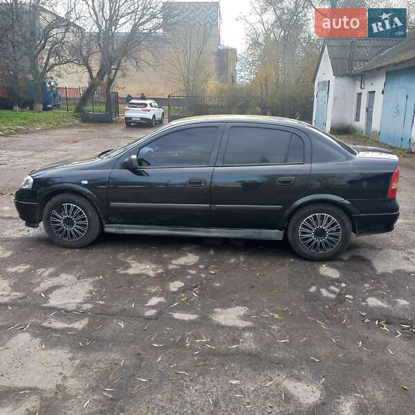 Седан Opel Astra 2007 в Николаеве