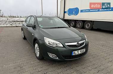 Хетчбек Opel Astra 2010 в Луцьку