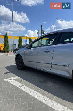 Купе Opel Astra 2007 в Києві