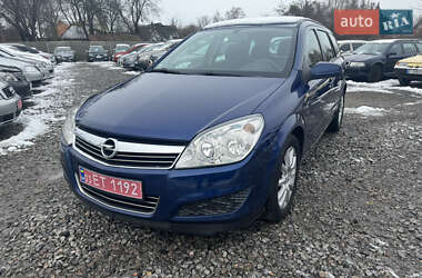 Универсал Opel Astra 2007 в Лубнах