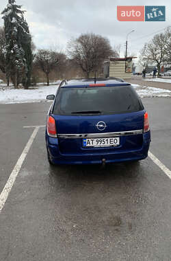 Универсал Opel Astra 2007 в Ивано-Франковске