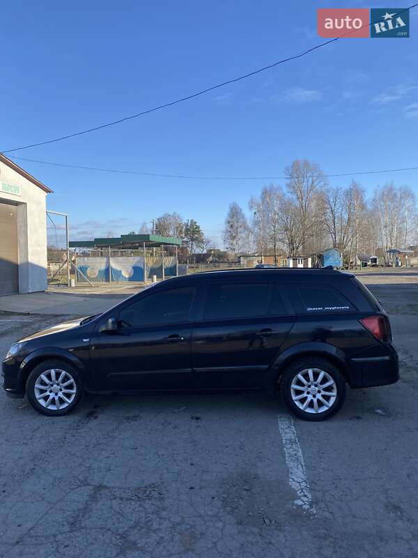 Універсал Opel Astra 2006 в Рокитному