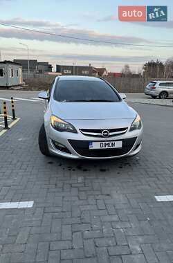 Универсал Opel Astra 2012 в Киеве