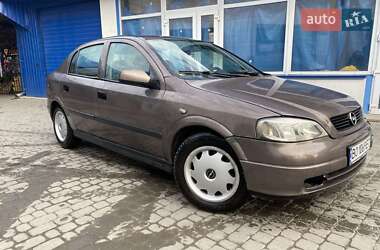 Хэтчбек Opel Astra 1998 в Кременце