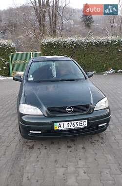 Седан Opel Astra 2003 в Турке