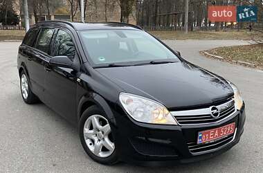 Универсал Opel Astra 2007 в Полтаве