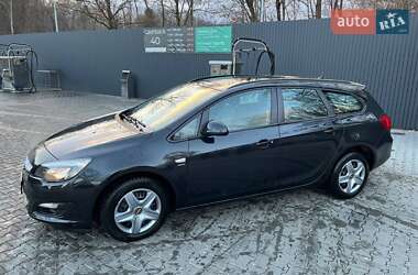 Универсал Opel Astra 2013 в 
