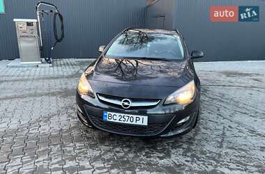 Универсал Opel Astra 2013 в 