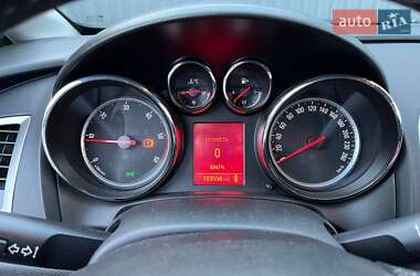 Универсал Opel Astra 2013 в 