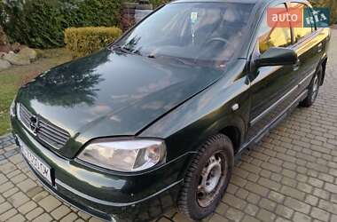 Седан Opel Astra 2003 в Львове