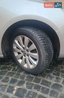 Хетчбек Opel Astra 2010 в 