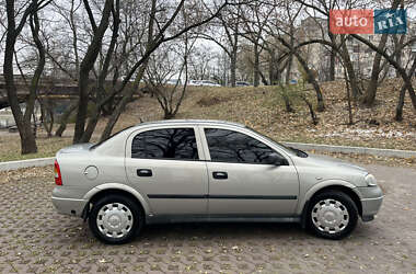 Седан Opel Astra 2008 в Києві