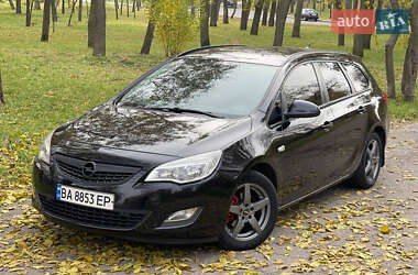 Универсал Opel Astra 2011 в Одессе