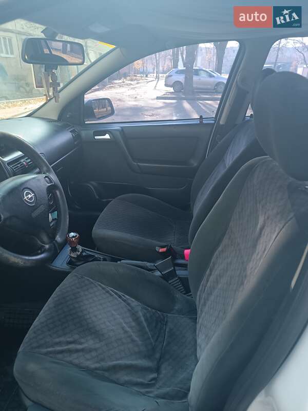 Универсал Opel Astra 2001 в Харькове