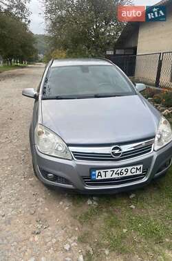 Універсал Opel Astra 2008 в Івано-Франківську