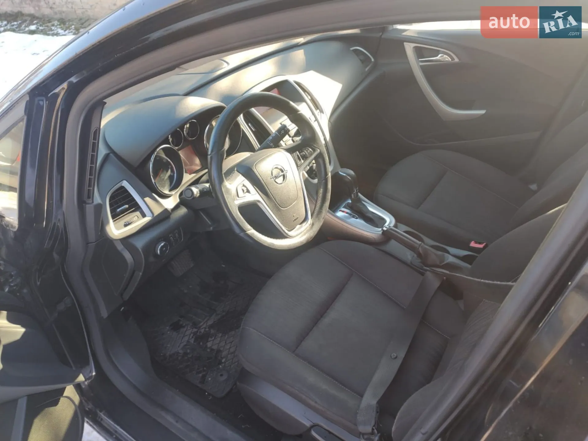 2011 Opel Astra - мініатюра 18