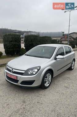 Хэтчбек Opel Astra 2005 в Днепре