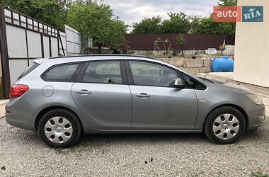 Універсал Opel Astra 2010 в 