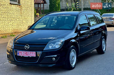 Универсал Opel Astra 2006 в Ровно