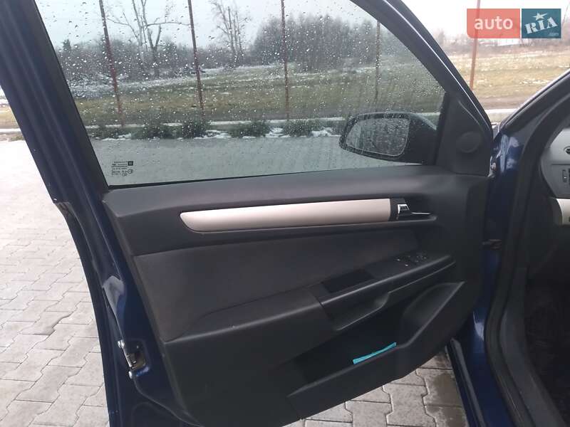 Универсал Opel Astra 2007 в Бородянке