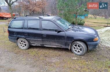 Универсал Opel Astra 1992 в Долине