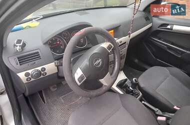 Универсал Opel Astra 2008 в 