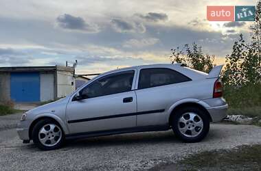 Хэтчбек Opel Astra 2003 в Южноукраинске