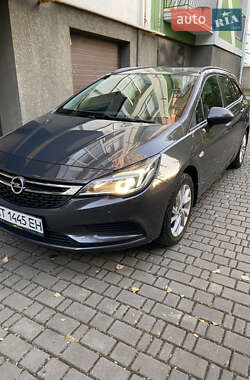 Универсал Opel Astra 2016 в 