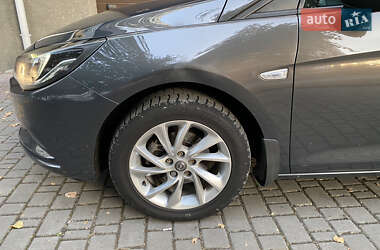 Универсал Opel Astra 2016 в 