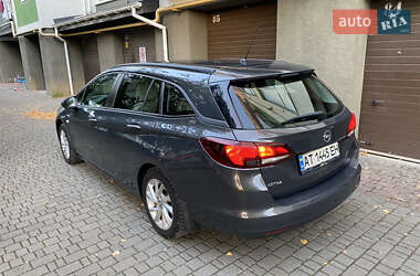 Универсал Opel Astra 2016 в 